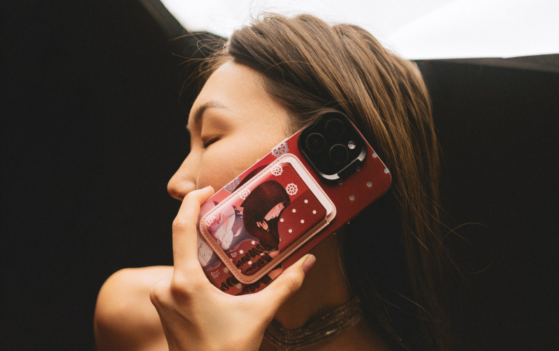 Чизкейс × Ирина и Ольга Ертахановы. Ожившие мифы на вашем смартфоне.