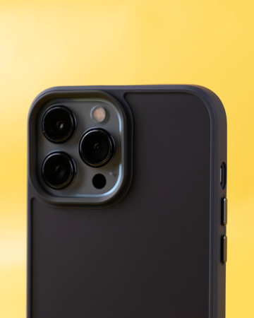Чехол- накладка Fusion iPhone 14 Pro черный