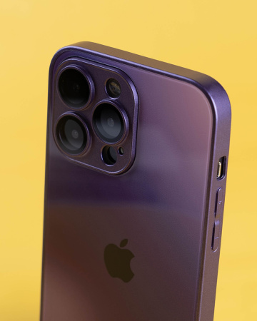 Чехол- накладка Galactic iPhone 13 фиолетовый