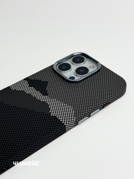 Чехол Luxo Life+ Carbon Magsafe iPhone 16 Pro горы черный