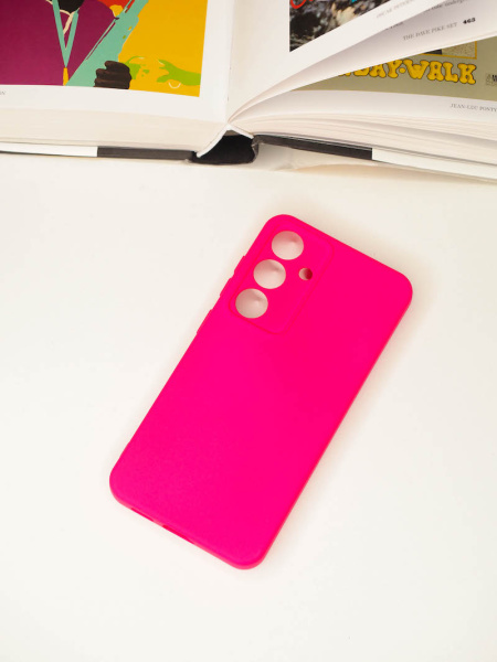 Чехол- накладка Silicone Cover Samsung S24 ярко-розовый