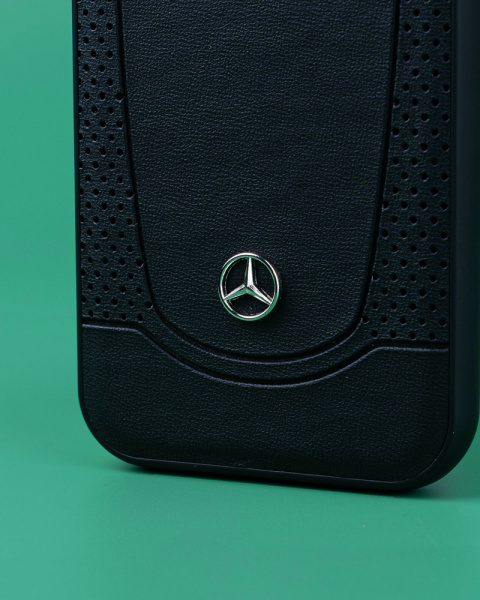 Чехол CG Mobile Mercedes iPhone 14 Pro Max м111