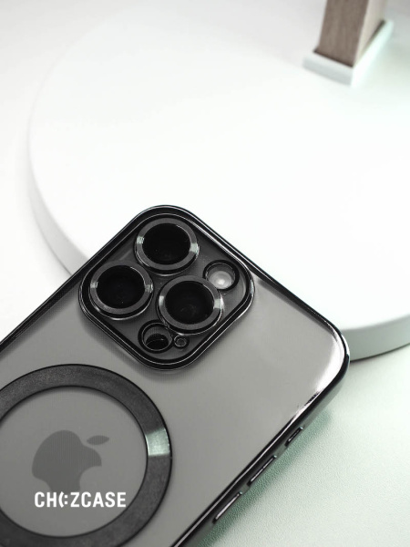 Чехол- накладка Притяжение iPhone 15 Pro черный